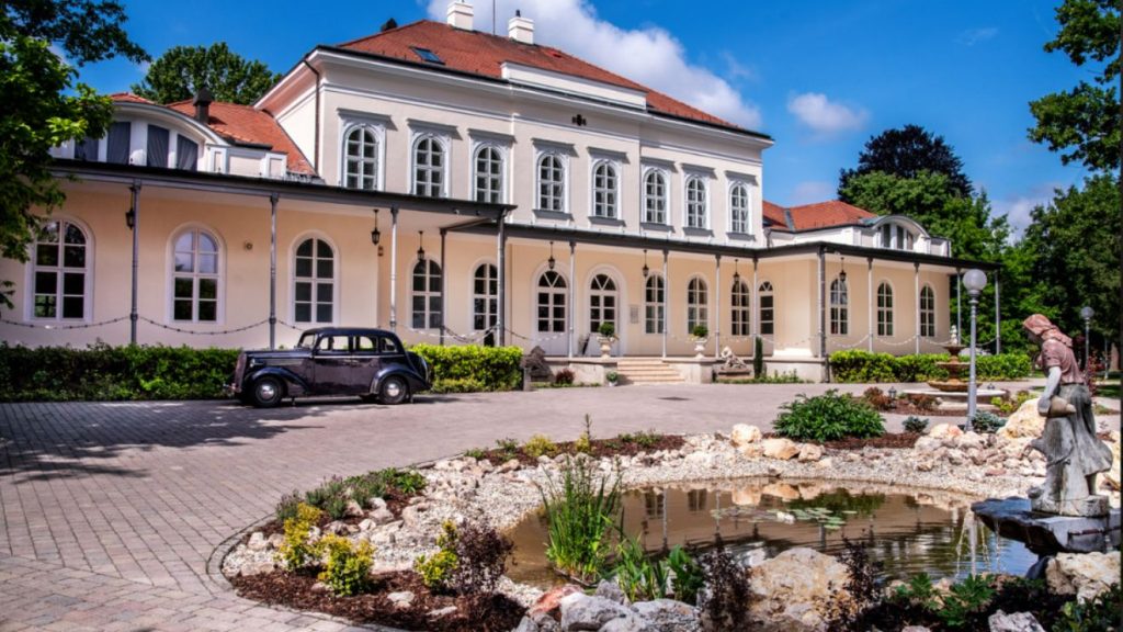 Galéria és Aukciós Ház