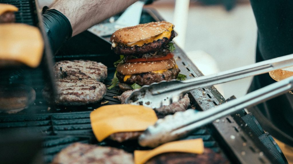 grill hamburger recept