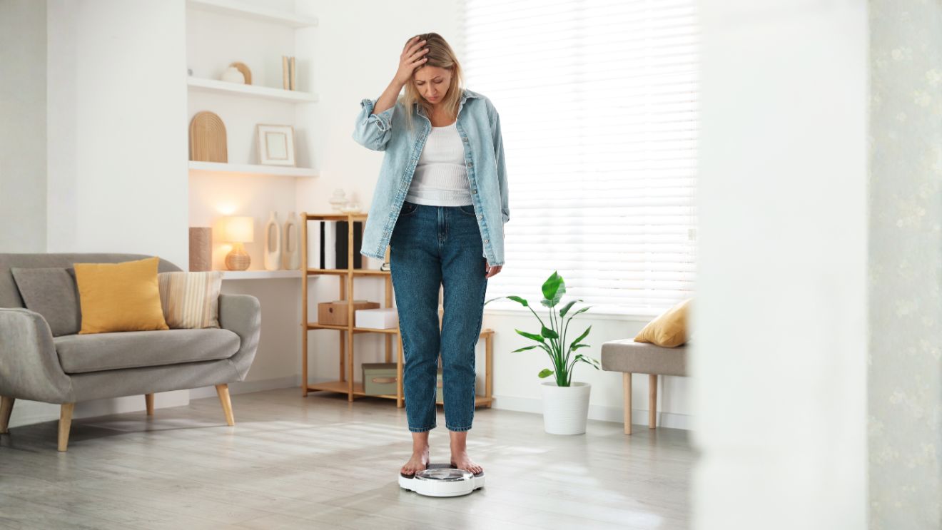 Hasi hízás és hajhullás? A női test nem elromlik, hanem jelez: hormonális egyensúly 35 felett is