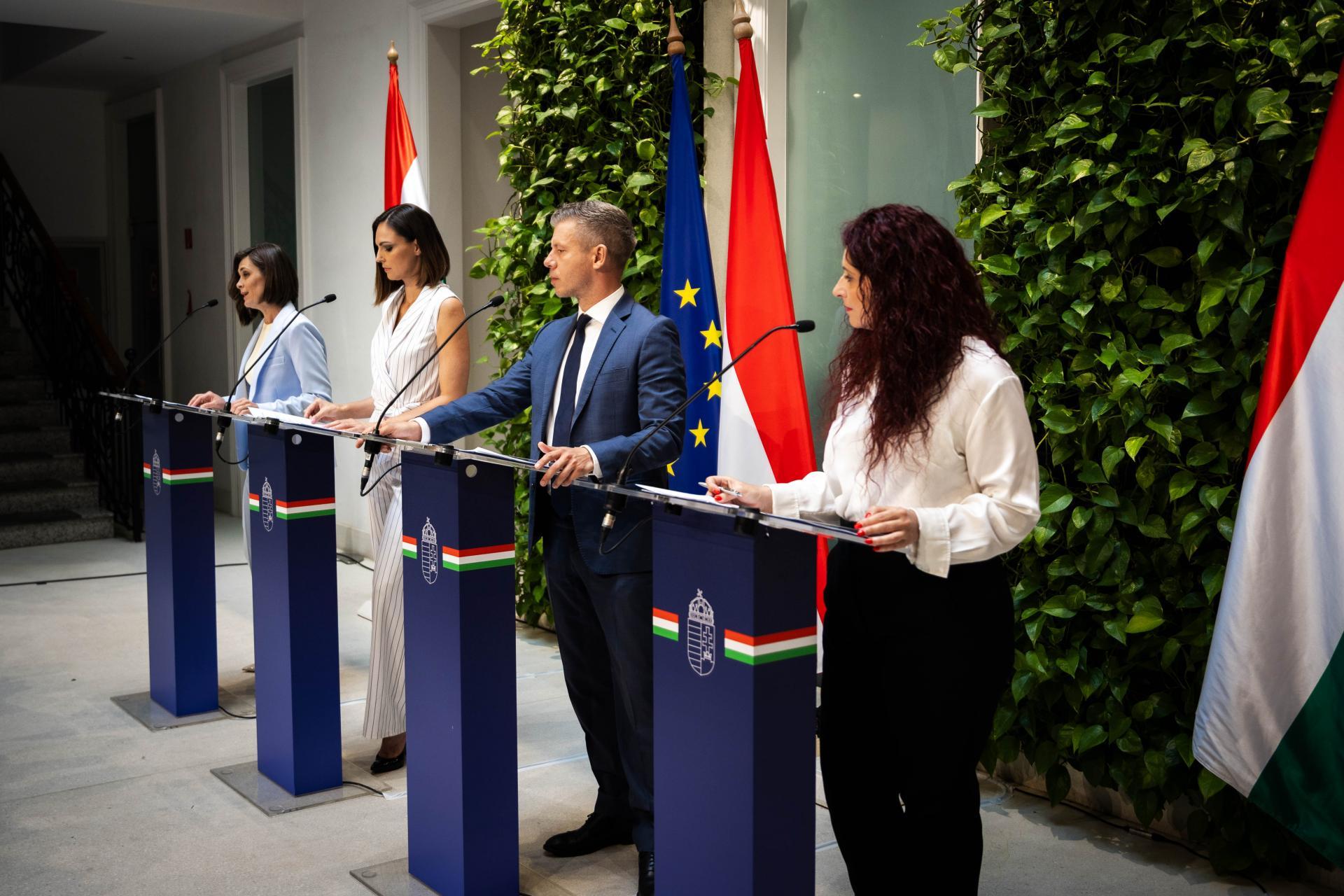 KATA-reformot jelentettek be: jön a céges számlázás és 22 millióra nő a keret