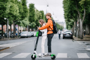 roller budapest, elektromos roller kressz,