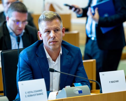 Magyar Péter, öregségi nyugdíj,