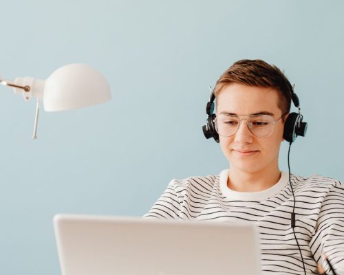 KRÉTA IFM - interaktív nyelvtanulás