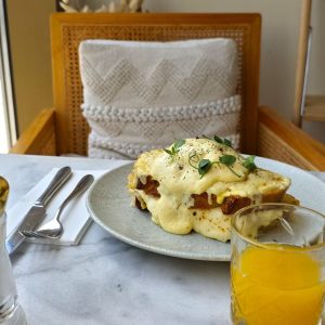 Á la Maison Benedict