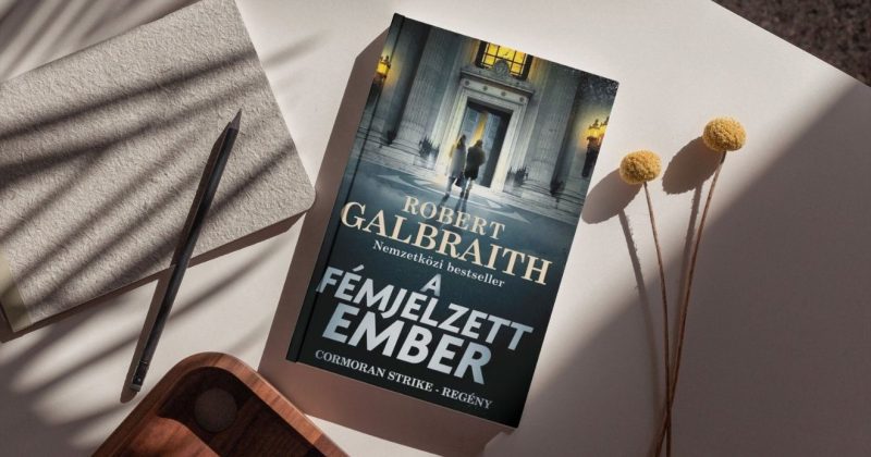 fémjelzett ember, kritika