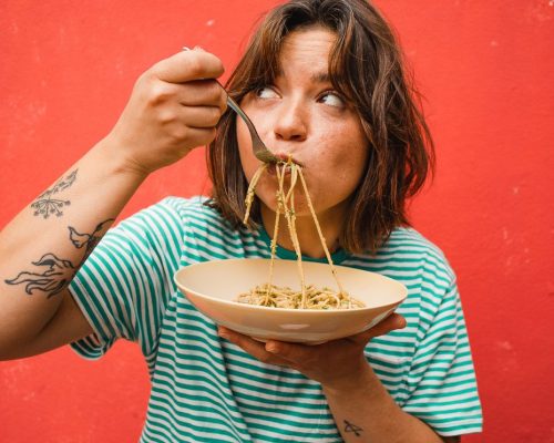 manopauza miatti evés, evészavar, homonális evészavar, spagetti